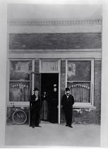 Drs. R.D. Adams & F.M. Pottenger